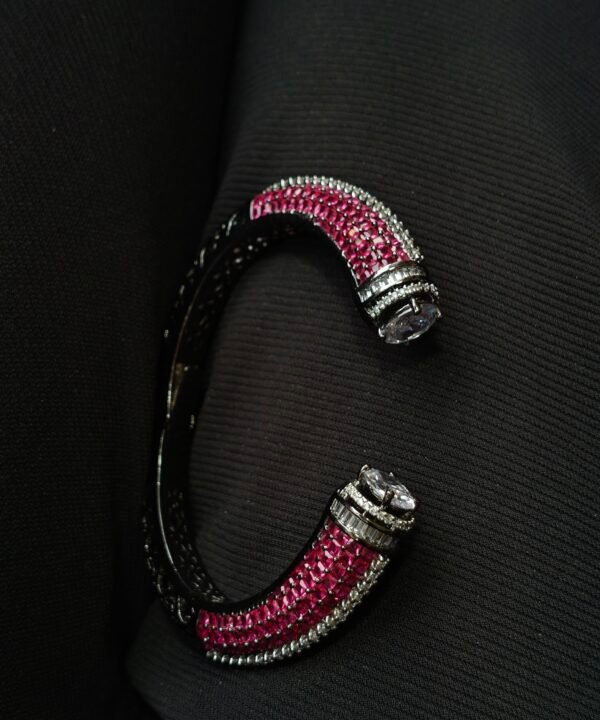 Elegant American Diamond Rajawada Bracelet