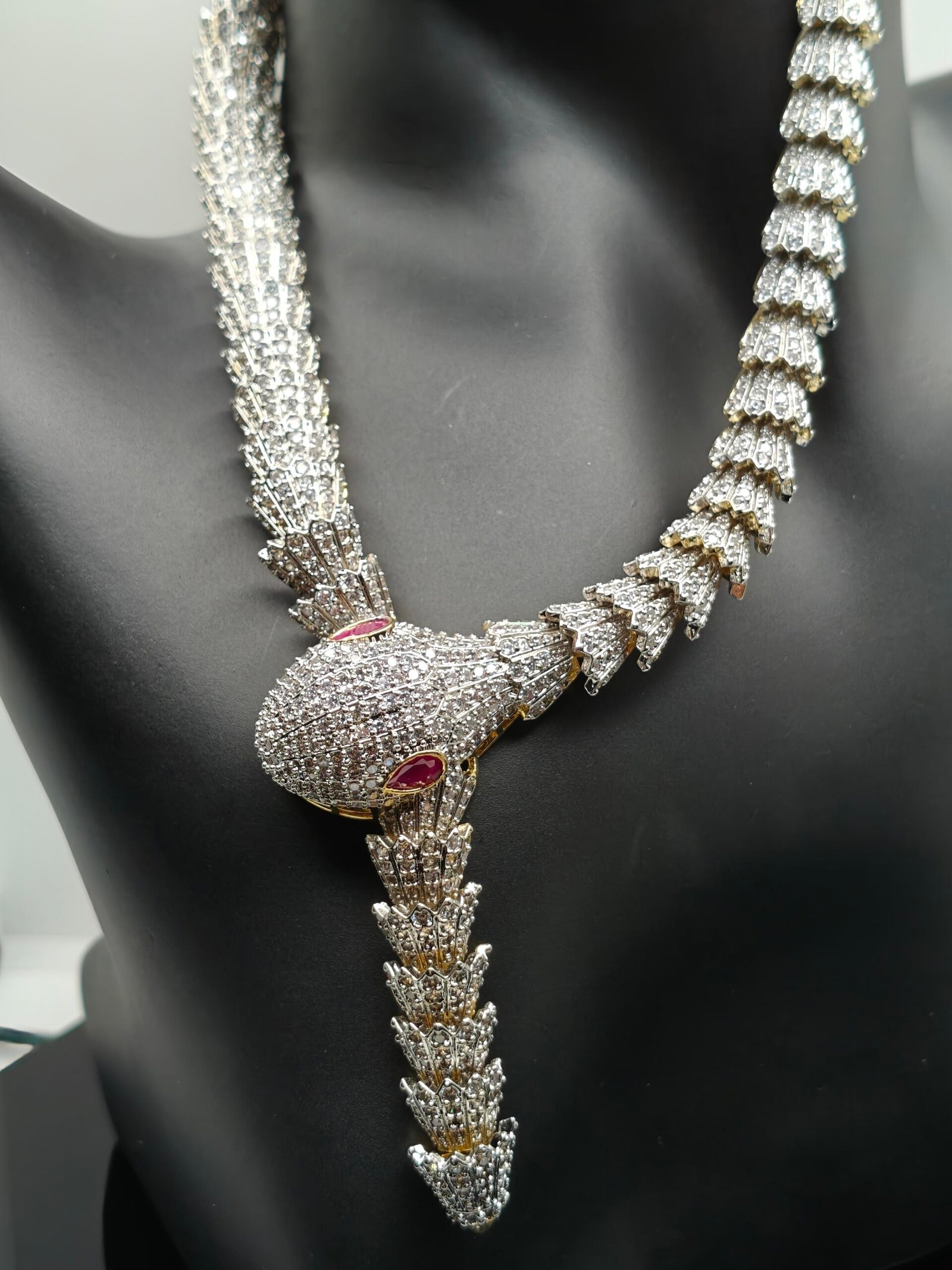 BYKOUE Regal Serpent AD Necklace Set - Image 4