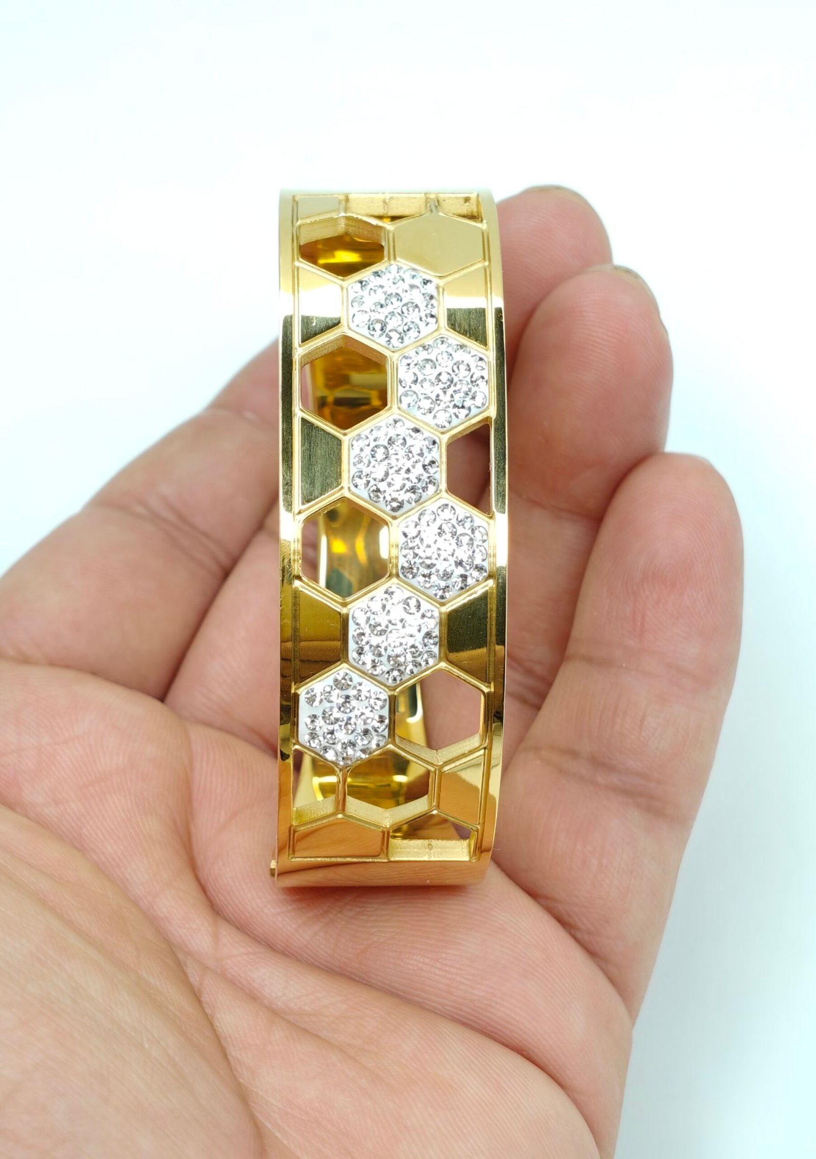 Honeycomb Crystal Gold-Plated Kada Bracelet