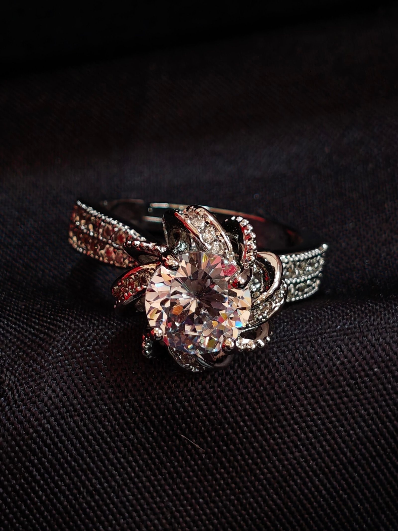 Luxury Crystal Flower Adjustable Ring - Image 4