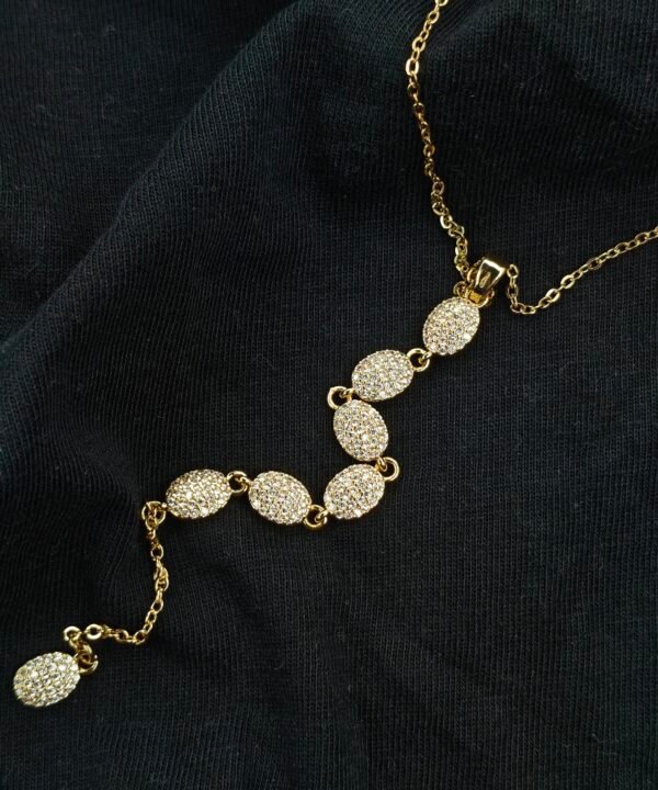 Luxury Gold Pavé Oval Link Necklace