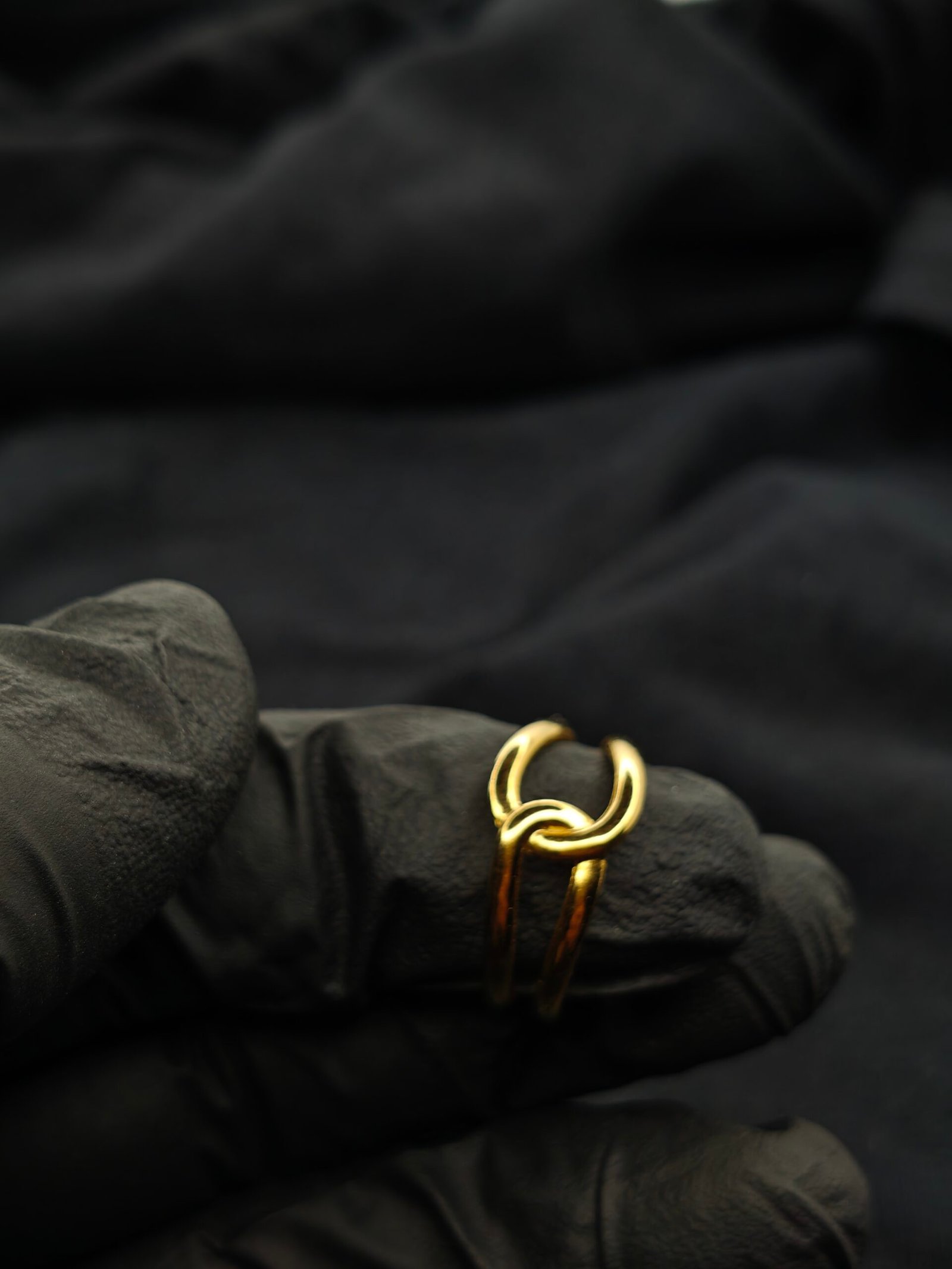 Minimalist Gold Knot Ring - Image 2