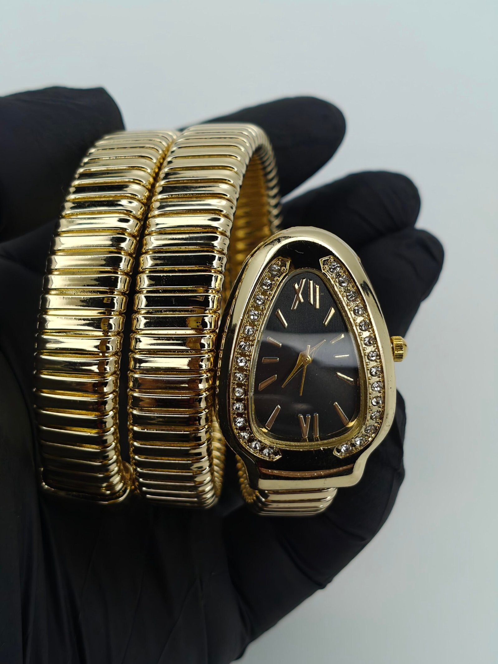 Glamour to your accessory collection with this stunning wrap-around watch, designed for those who love bold yet elegant style. - Image 3
